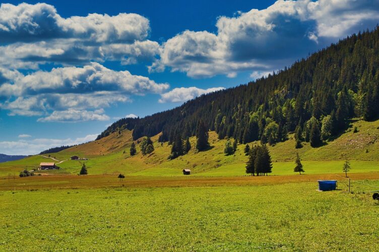 Beaujolais-School-Language hilly countryside in france