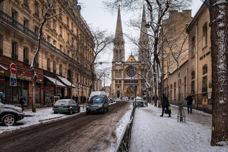 Paris-Street-Snow-christmas