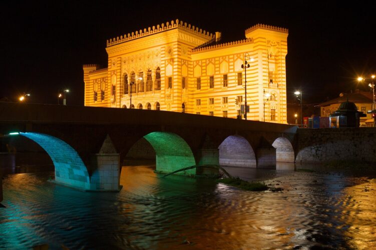 bosnia-and-herzegovina-Sarajavo- building