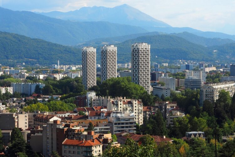 grenoble-French-Language-Scholarship