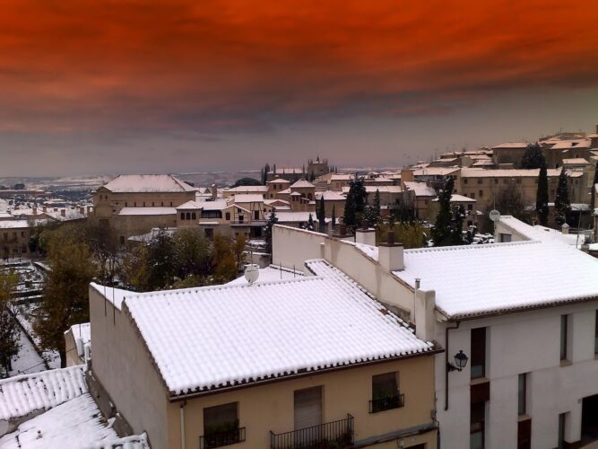 toledo-Spain-Christmas snowy rooftops
