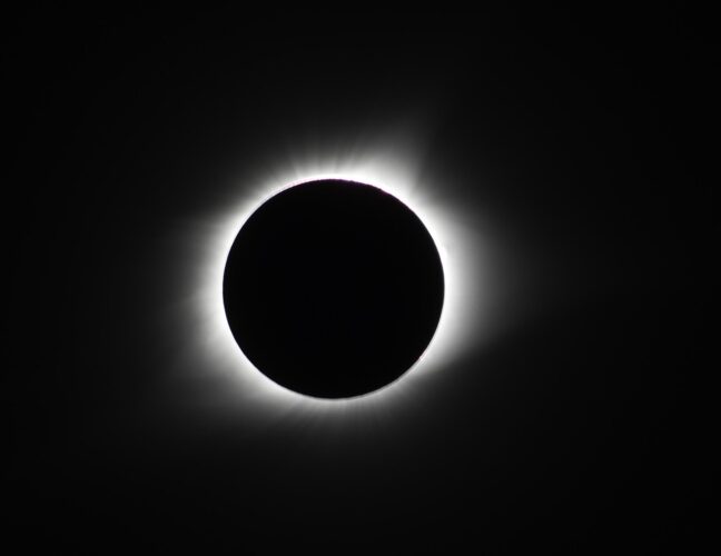 eclipse-Quebec-canada-french