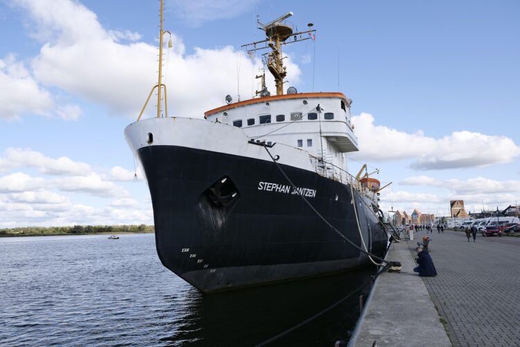 icebreaker-Stephan-Jantzen-German-language-study