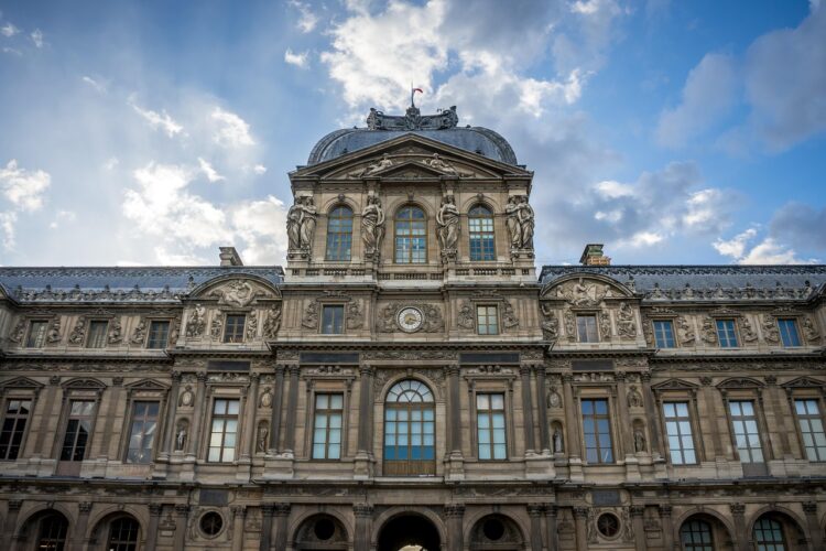 louvre-France-french-language