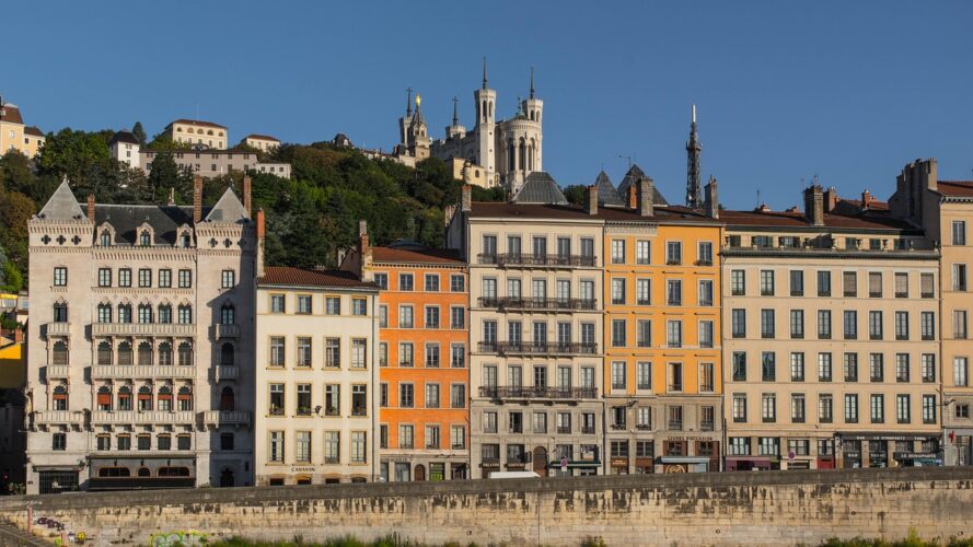 lyon-France-language-scholarship beachfront buildings