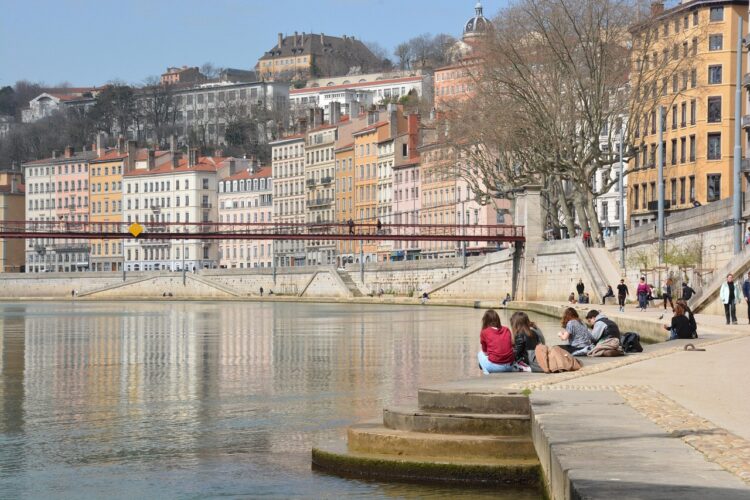 lyon-River-language-france