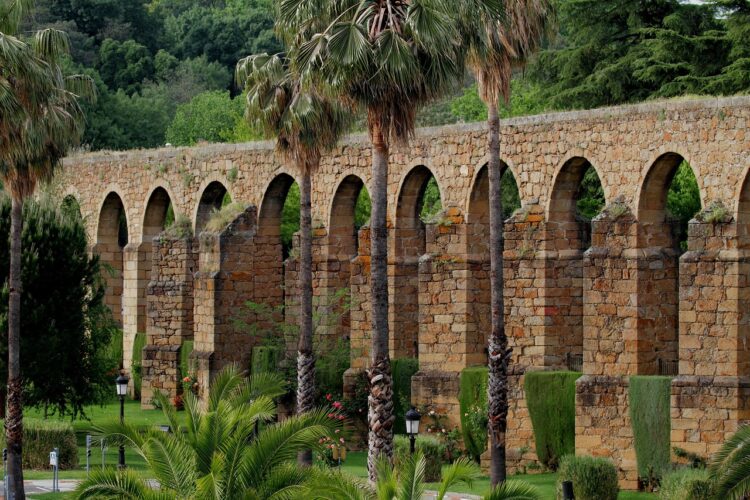 aquaduct-Language-study-Spain- roman aquaducts