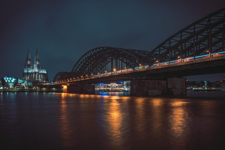 city-language-study-japan-arigato