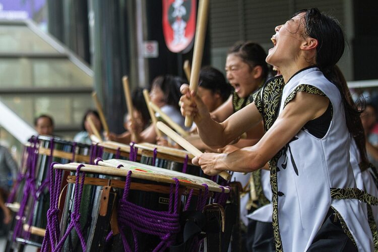 drums-language-study-music-japan-japanese-band-crazy