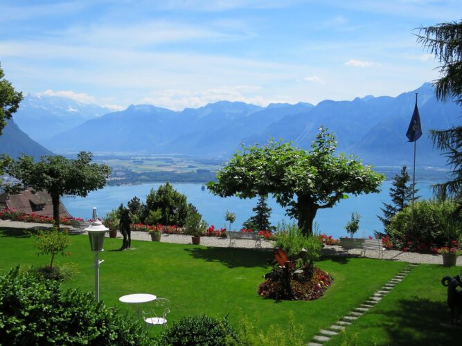 garden-Geneva-language-study-swiss