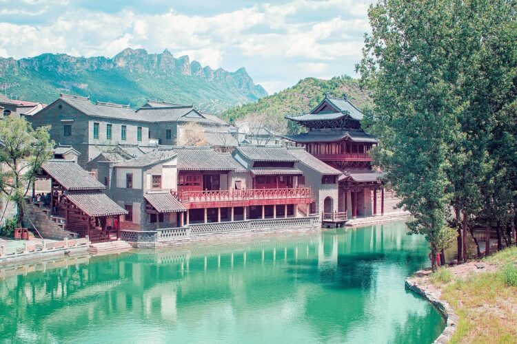 lake-language-study-