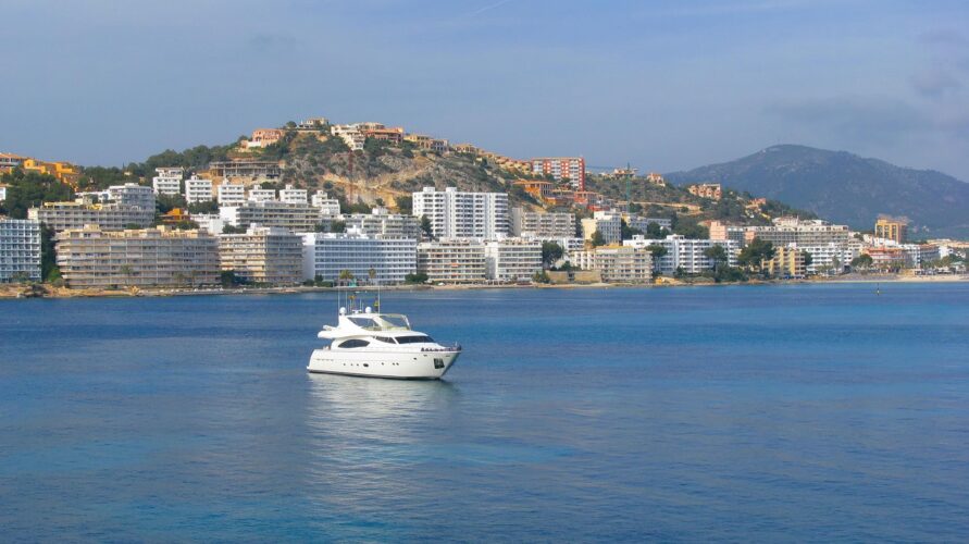 mallorca-language-study-sea-holiday-spain