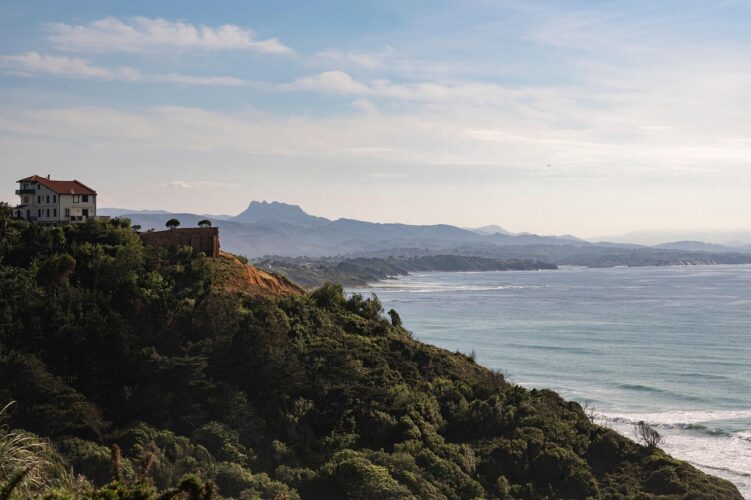 ocean-Language-spanish-study-history-