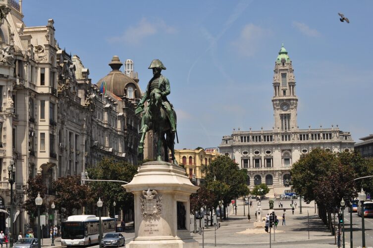 porto-Language-study-portugal-english-scholarship