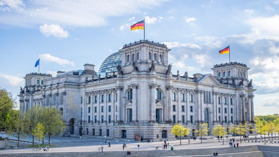 reichstag-building-language-study-building-germany-language