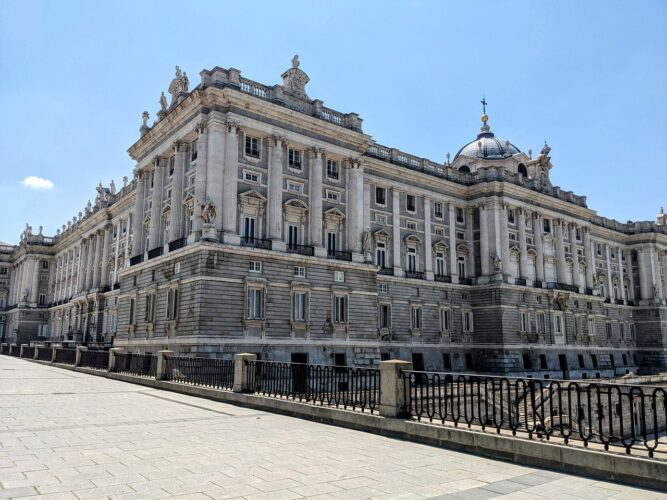 royal-palace-of-madrid-language-study-madrid
