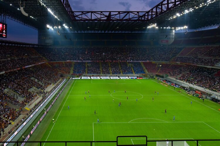 san-siro-italy-language- a view of italian staduim
