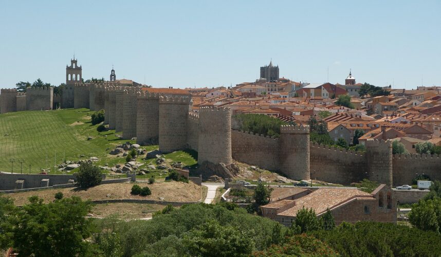 spain-language-study-spanish-avila-castle-spain