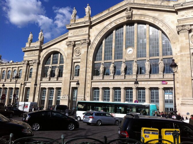 station-language-study-Gare du Nord-train-station paris